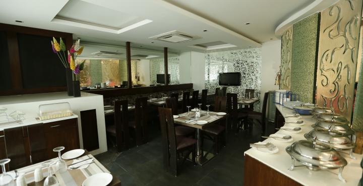 Good Times Hotel Дели Экстерьер фото