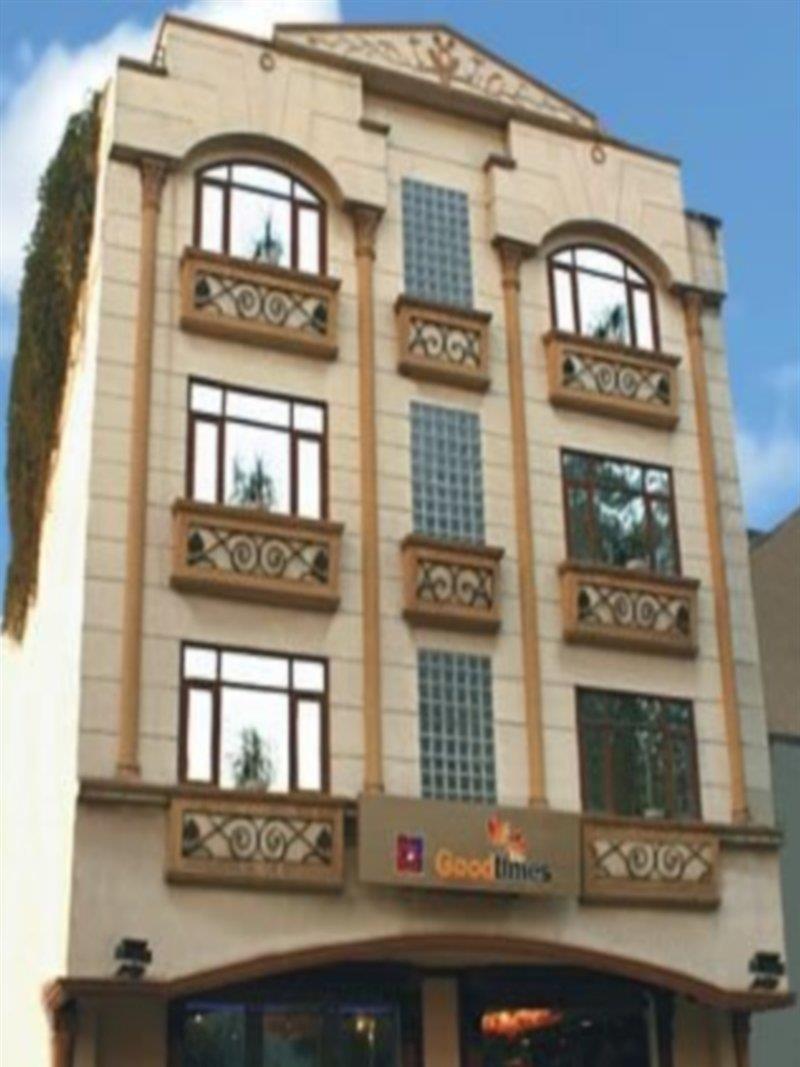 Good Times Hotel Дели Экстерьер фото