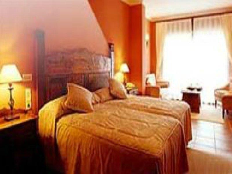 Good Times Hotel Дели Экстерьер фото